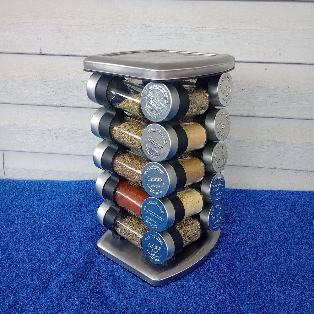 Olde Thompson Rotating Carrousel Spice Rack 20 Glass Jars.